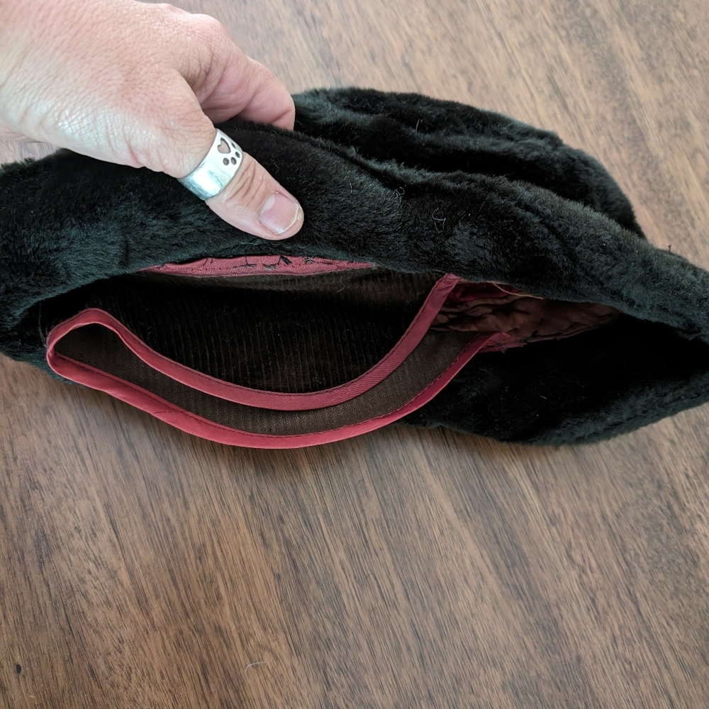 Fuzzy German Hat - image 4